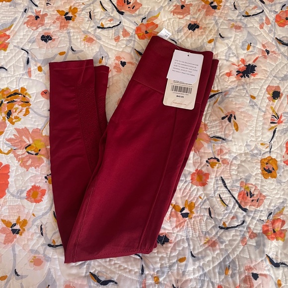 Fabletics Sync High-waisted Perforated 7/8 XS/4 - Picture 7 of 9